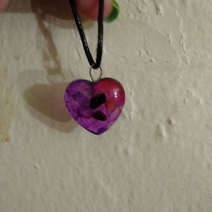 Crystal necklaces to promote happiness to life and soul